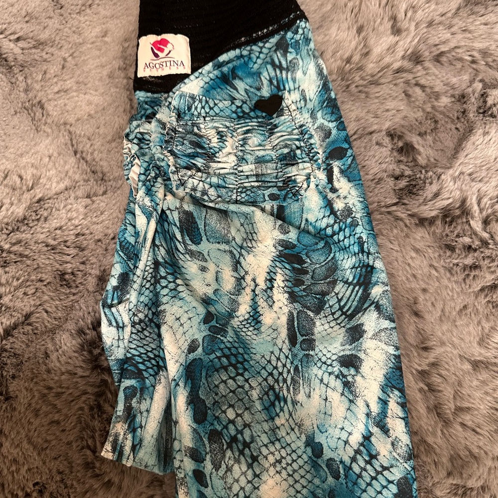 Blue cute booty leggings